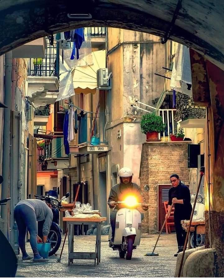 Bed and Breakfast Dimora Dei Veneziani Бари Экстерьер фото